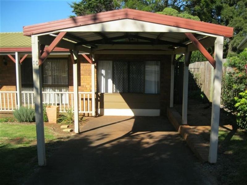 10 Lavender Court, Centenary Heights QLD 4350