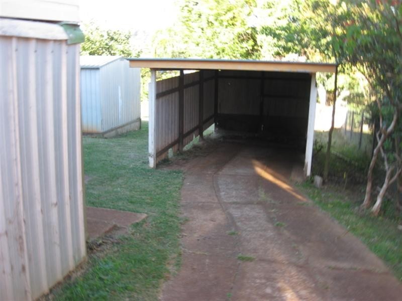 6 Donegal Street, Rockville QLD 4350