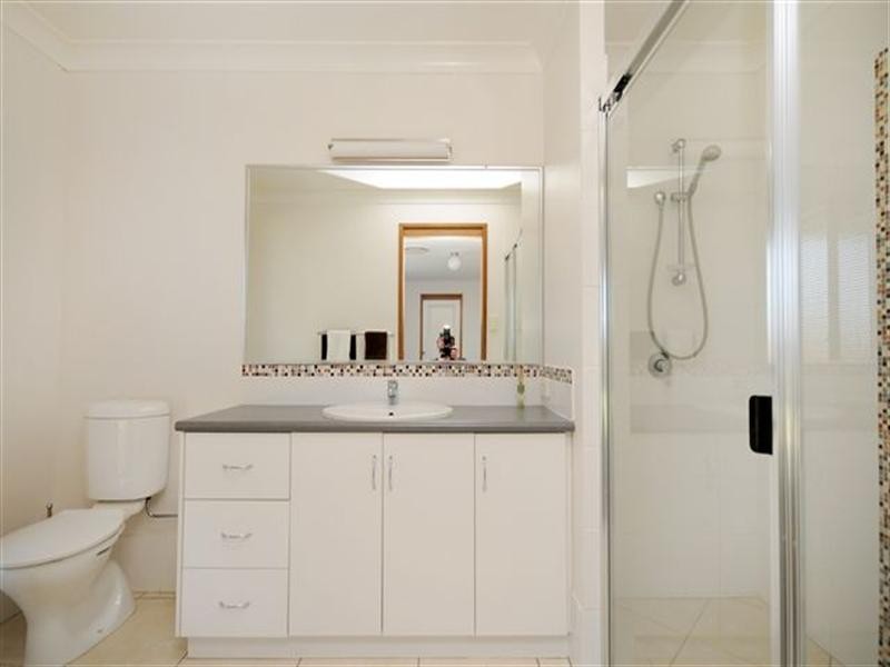 1 Emily Court, Highfields QLD 4352