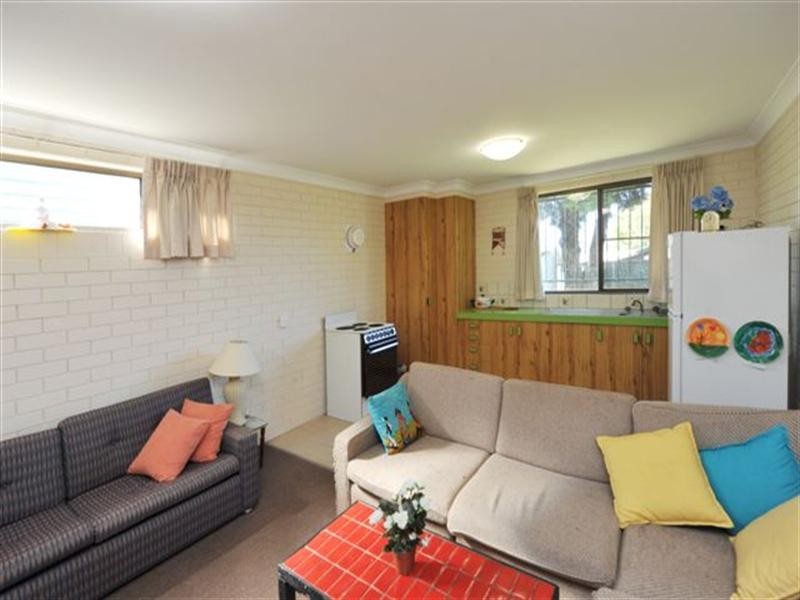 Unit 1, 43 Charnley Street, Kearneys Spring QLD 4350