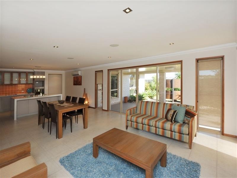 375 Mackenzie Street, Middle Ridge QLD 4350