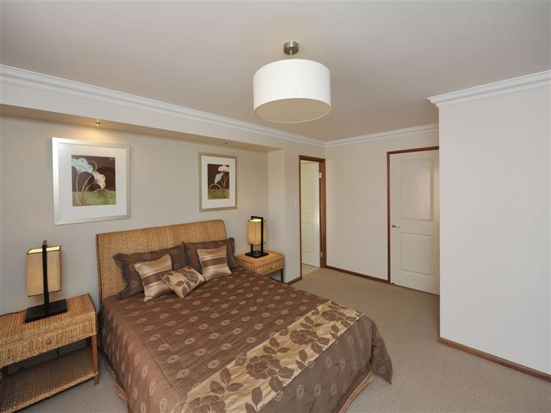 375 Mackenzie Street, Middle Ridge QLD 4350