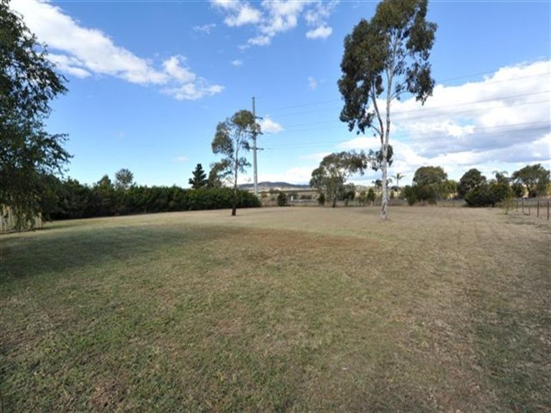 128 Main Street, Westbrook QLD 4350