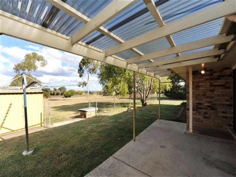 128 Main Street, Westbrook QLD 4350