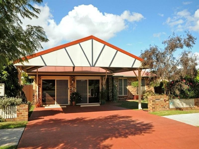 490 West Street, Kearneys Spring QLD 4350