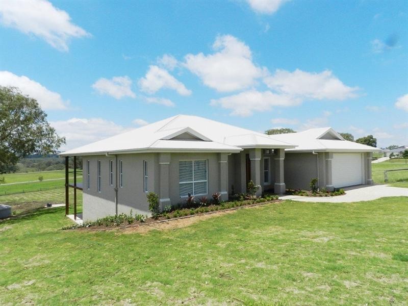 2 Sawyers Court, Gowrie Junction QLD 4352