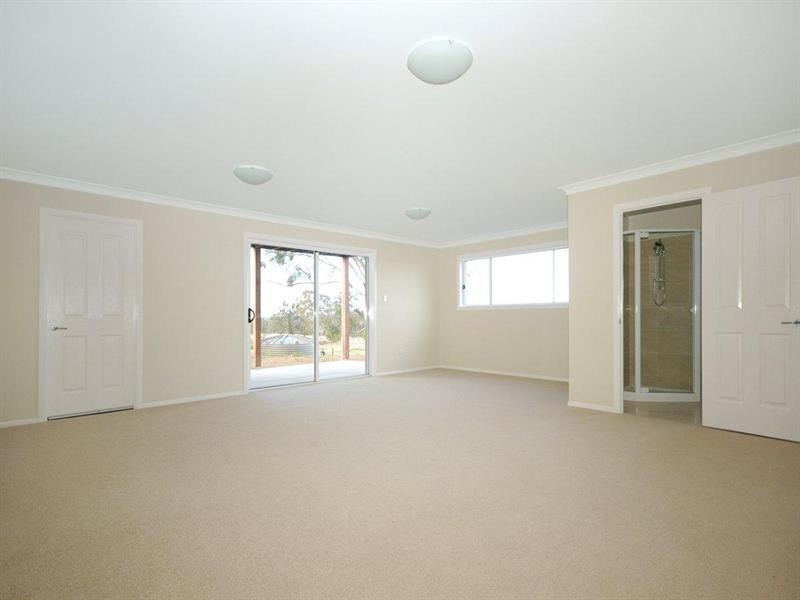 2 Sawyers Court, Gowrie Junction QLD 4352