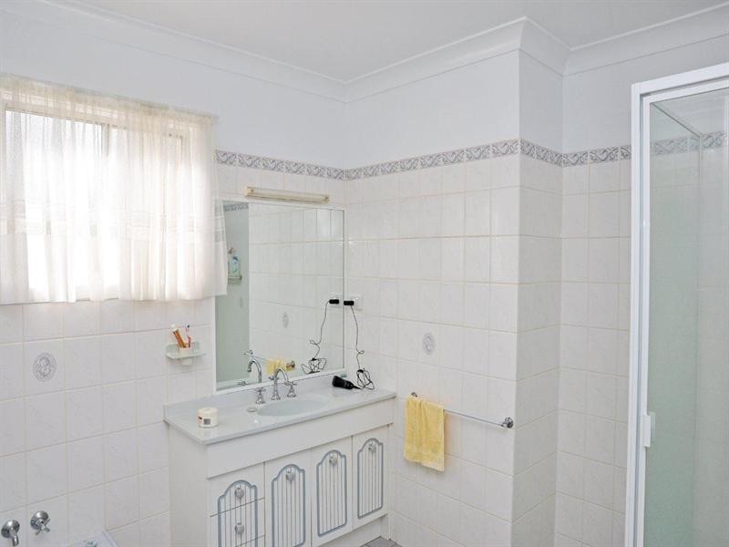 5 Maker Street, Rangeville QLD 4350