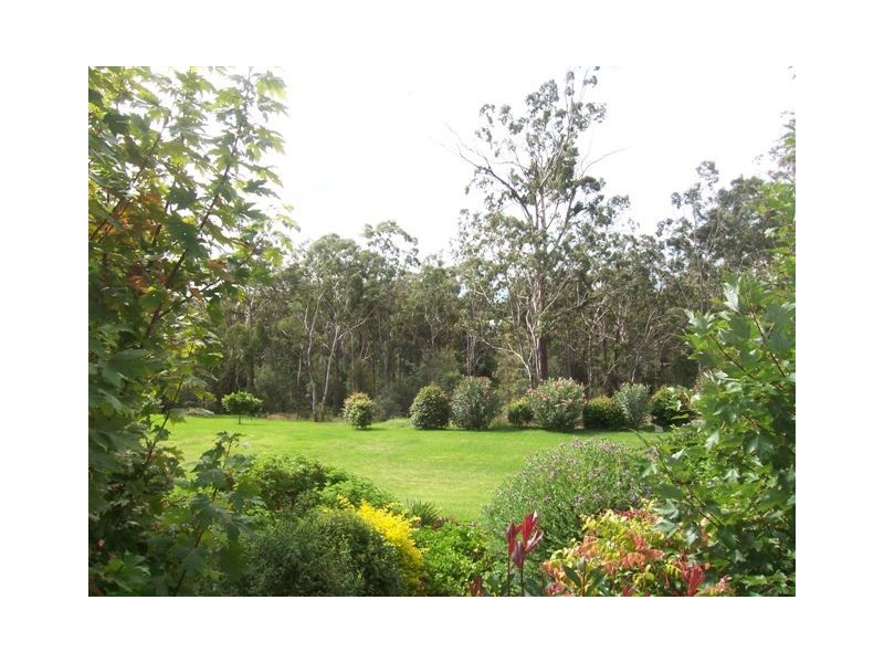 6 Jackson Close, Highfields QLD 4352