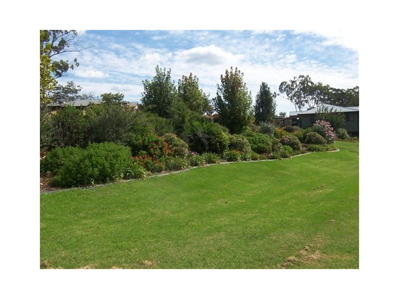 6 Jackson Close, Highfields QLD 4352