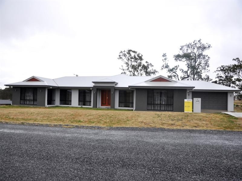 4 Ashwood Avenue, Highfields QLD 4352