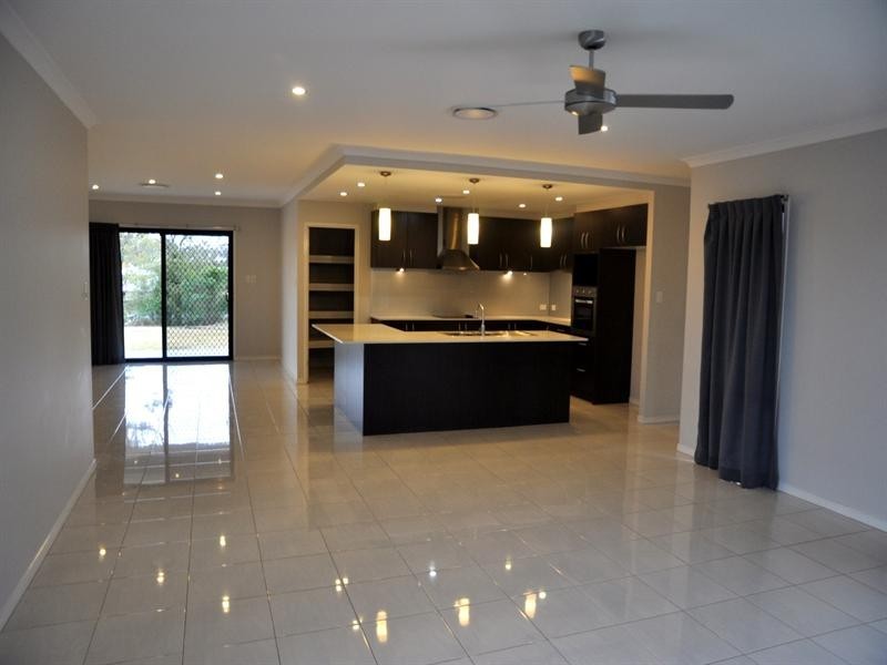 4 Ashwood Avenue, Highfields QLD 4352