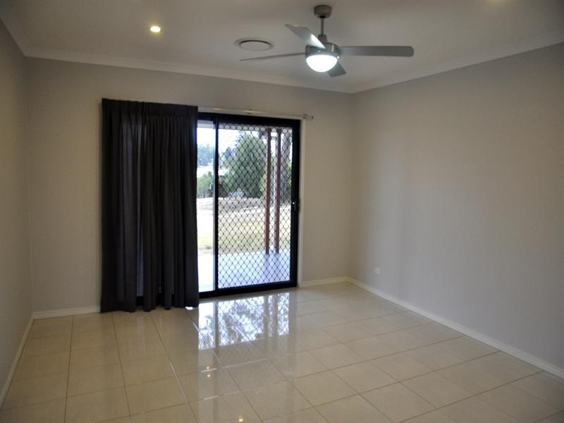 4 Ashwood Avenue, Highfields QLD 4352