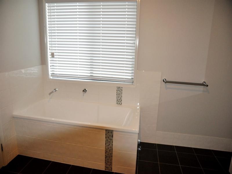 4 Ashwood Avenue, Highfields QLD 4352