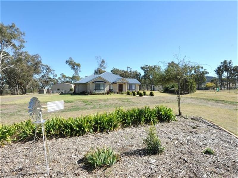155 Rosevale Street, Drayton QLD 4350