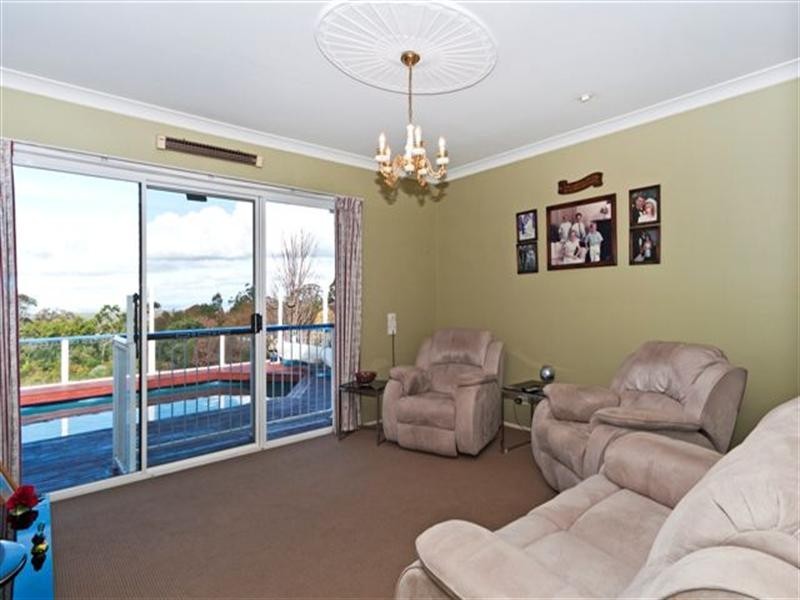 6 Hull Court, Highfields QLD 4352