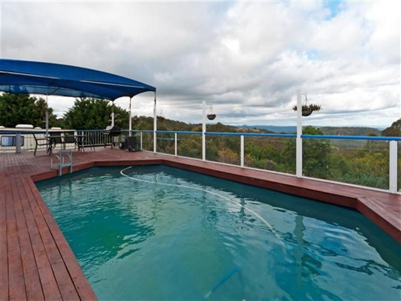 6 Hull Court, Highfields QLD 4352