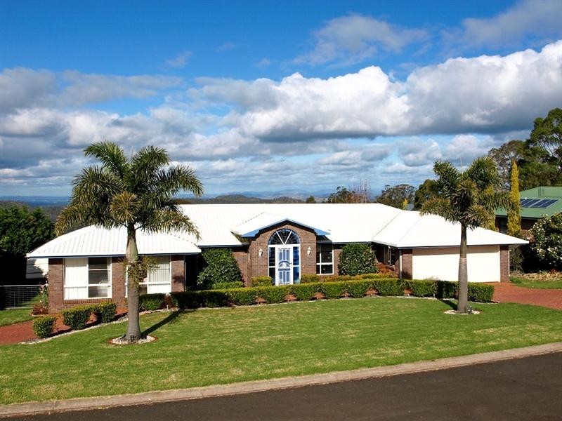 6 Hull Court, Highfields QLD 4352