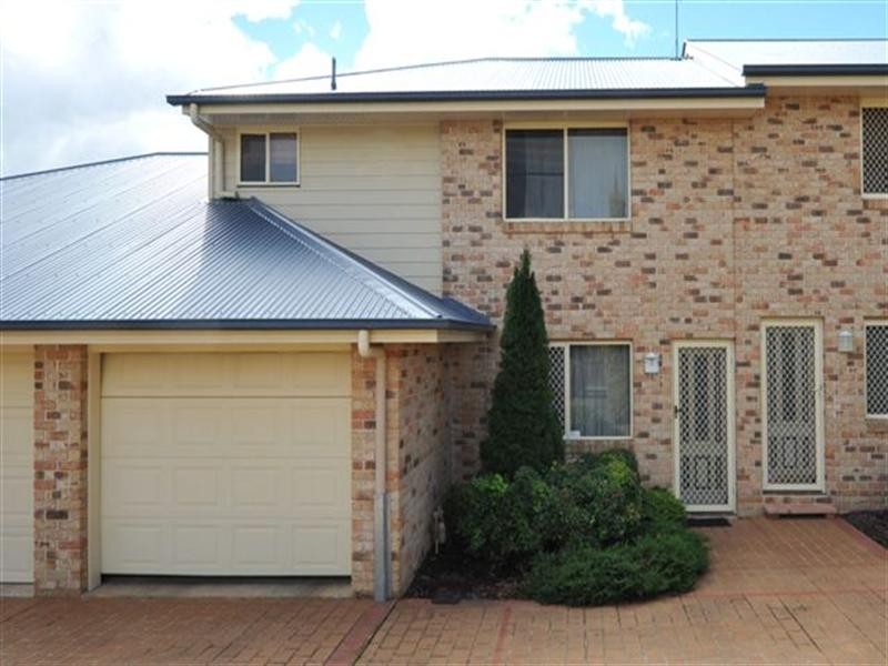 Unit 4, 58 Gordon Avenue, Newtown QLD 4350