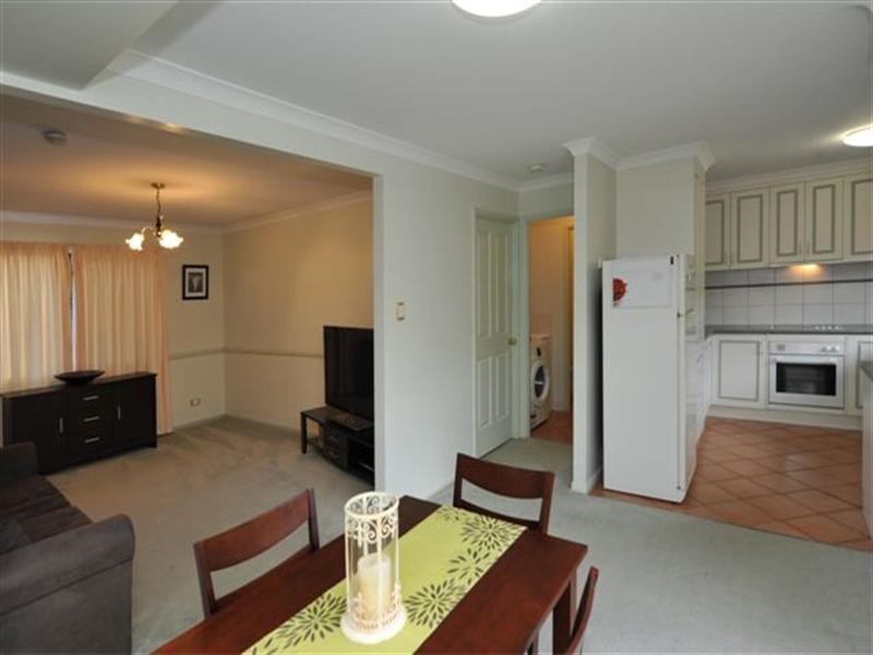 Unit 4, 58 Gordon Avenue, Newtown QLD 4350