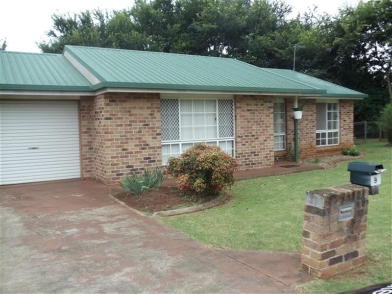 9 Cathro Street, Rockville QLD 4350