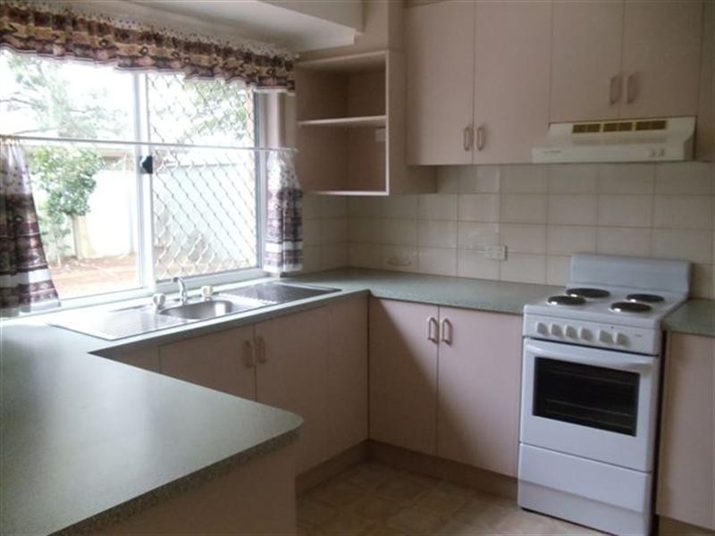 9 Cathro Street, Rockville QLD 4350