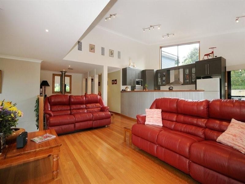 18 Flagstone Creek Road, Middle Ridge QLD 4350