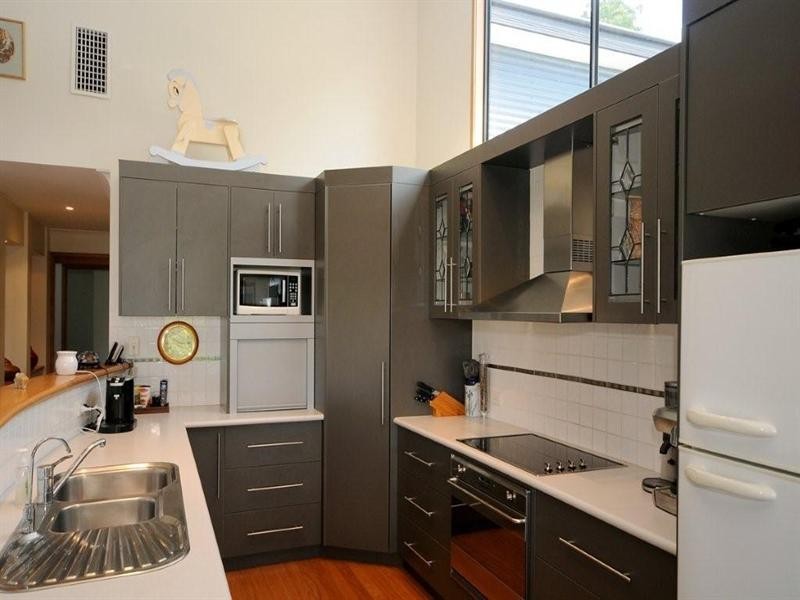 18 Flagstone Creek Road, Middle Ridge QLD 4350