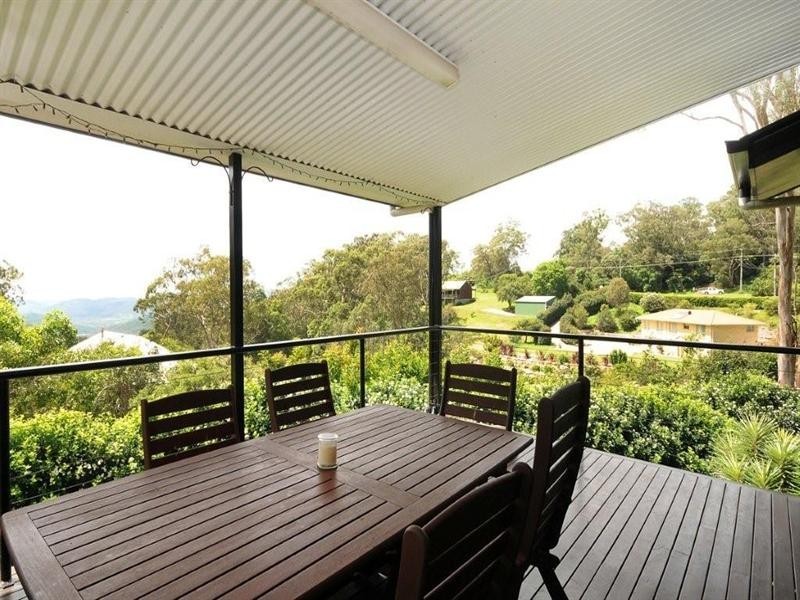 18 Flagstone Creek Road, Middle Ridge QLD 4350