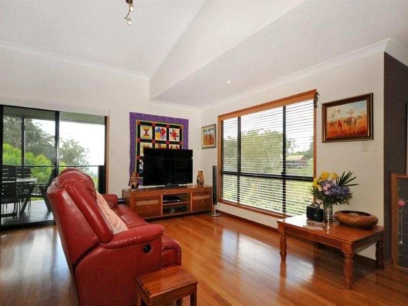 18 Flagstone Creek Road, Middle Ridge QLD 4350