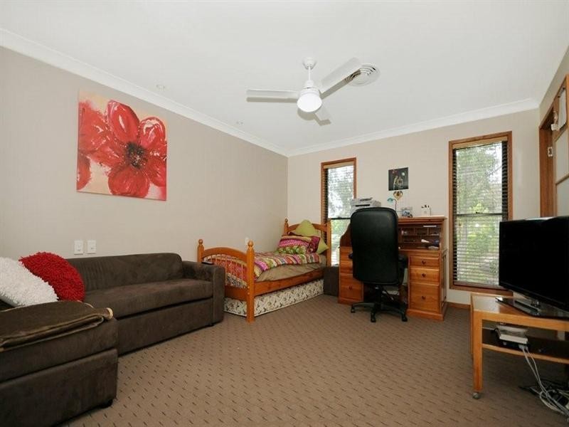 18 Flagstone Creek Road, Middle Ridge QLD 4350