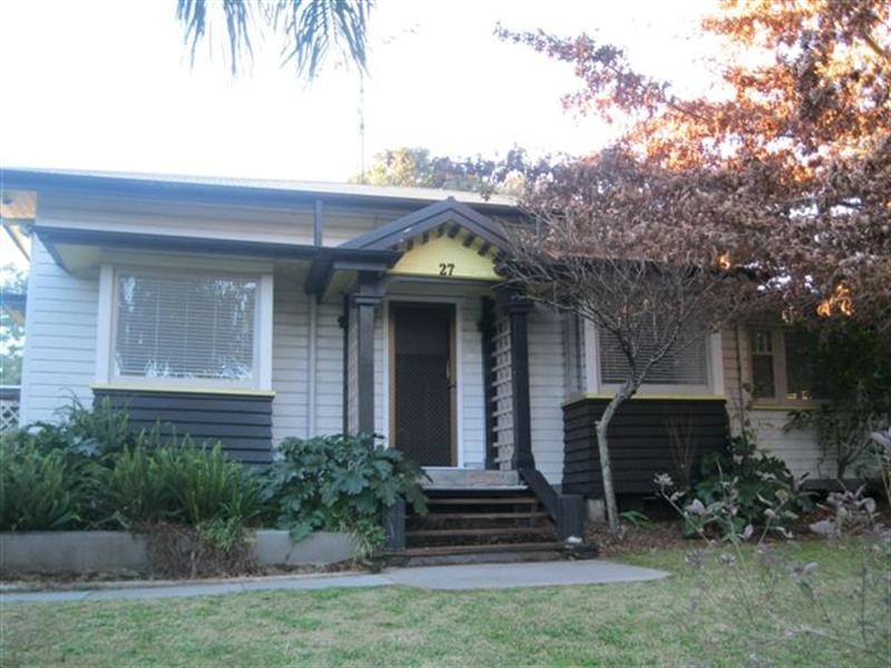 27 Margaret Street, East Toowoomba QLD 4350