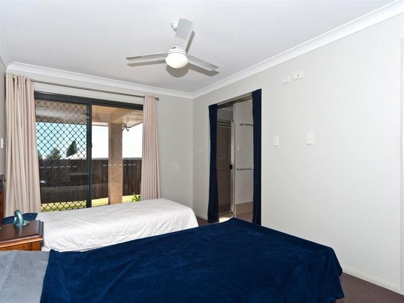 16 Pugh Street, Middle Ridge QLD 4350