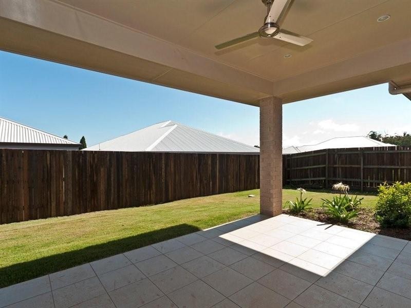 16 Pugh Street, Middle Ridge QLD 4350