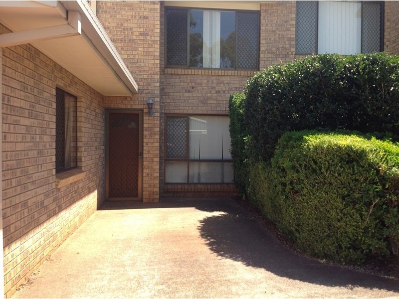 6/357 Margaret Street, Newtown QLD 4350