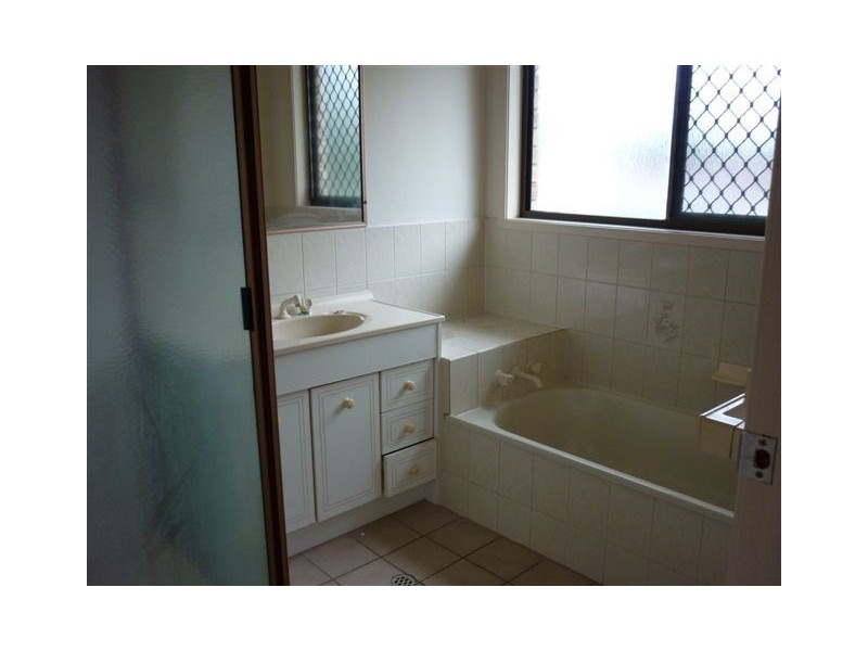 6/357 Margaret Street, Newtown QLD 4350