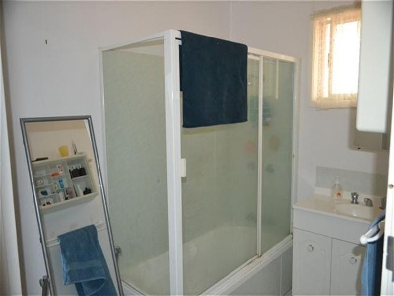 54 Hampton Street, Harristown QLD 4350