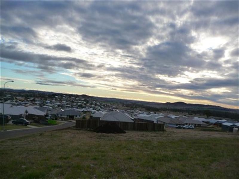 12 Rubie Court, Westbrook QLD 4350