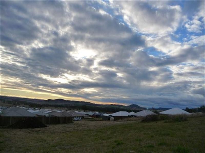 12 Rubie Court, Westbrook QLD 4350