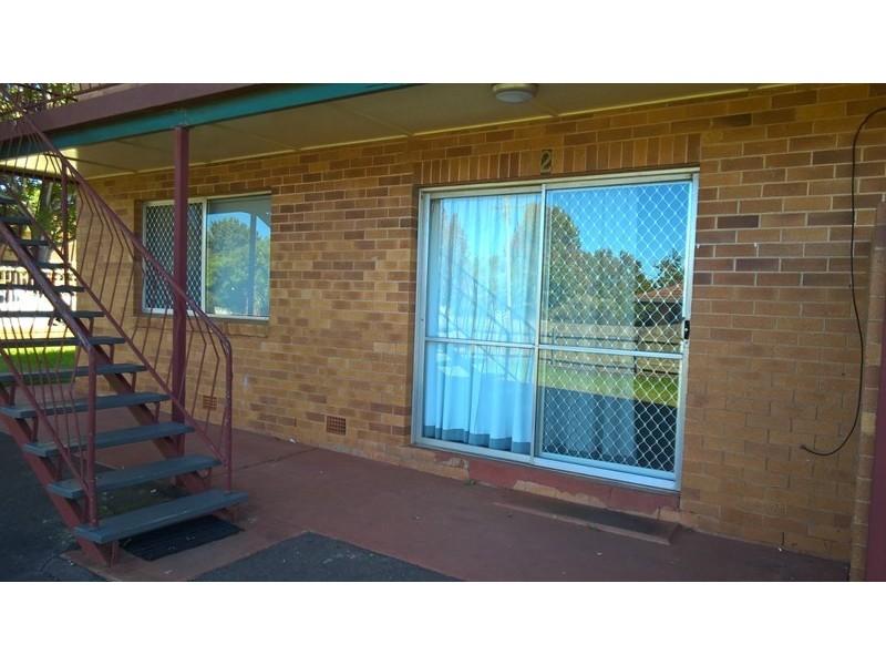 2/123 South Street, Centenary Heights QLD 4350