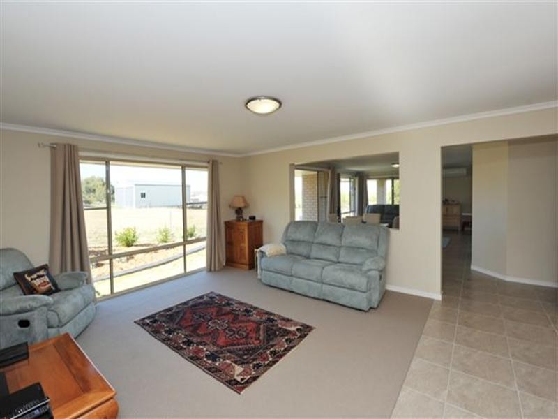 10 Coolibah Court, Kingsthorpe QLD 4400