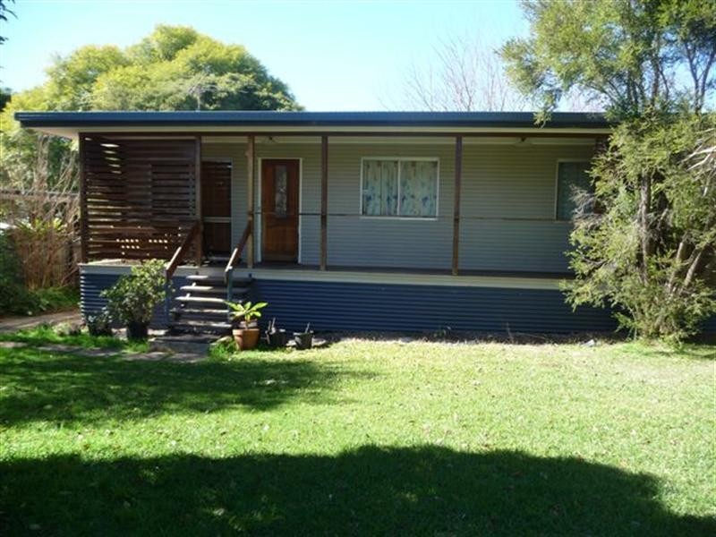 32 Skehan Street, Centenary Heights QLD 4350
