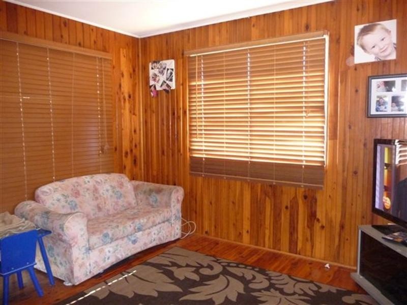32 Skehan Street, Centenary Heights QLD 4350