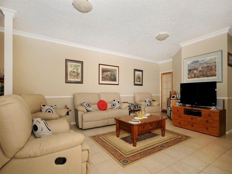 313 Ramsay Street, Middle Ridge QLD 4350