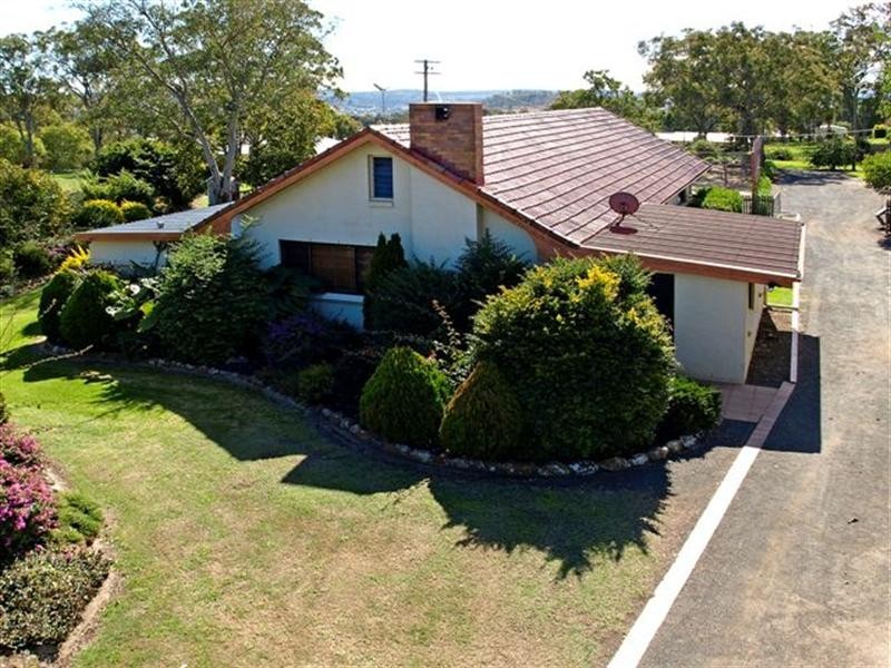 10 Cotswold Close, Cotswold Hills QLD 4350