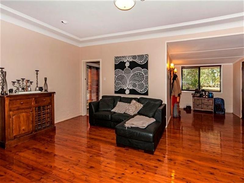 10 Cotswold Close, Cotswold Hills QLD 4350