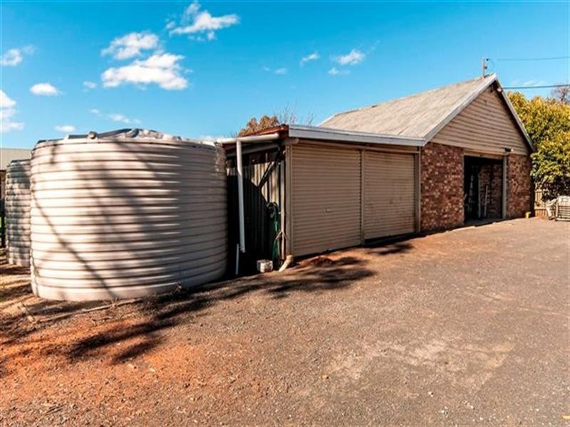 10 Cotswold Close, Cotswold Hills QLD 4350