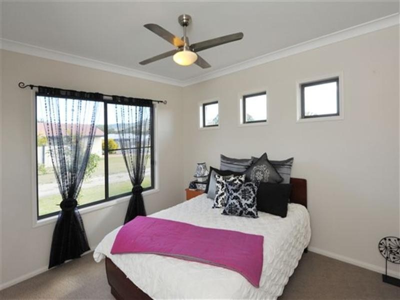 49 Parkridge Drive, Withcott QLD 4352