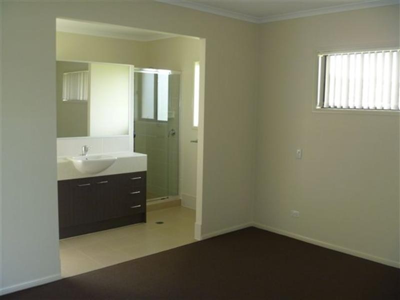 20 Northerly Drive, Hodgson Vale QLD 4352