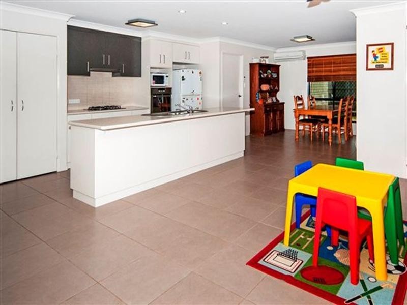 50 Smythe Drive, Highfields QLD 4352
